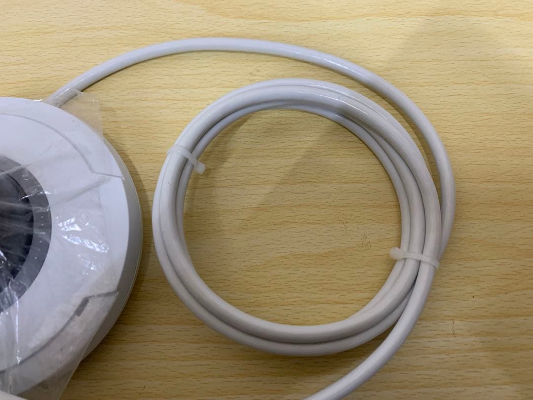 【未使用】AXIS M5075-G ネットワークカメラ　MM70204-2