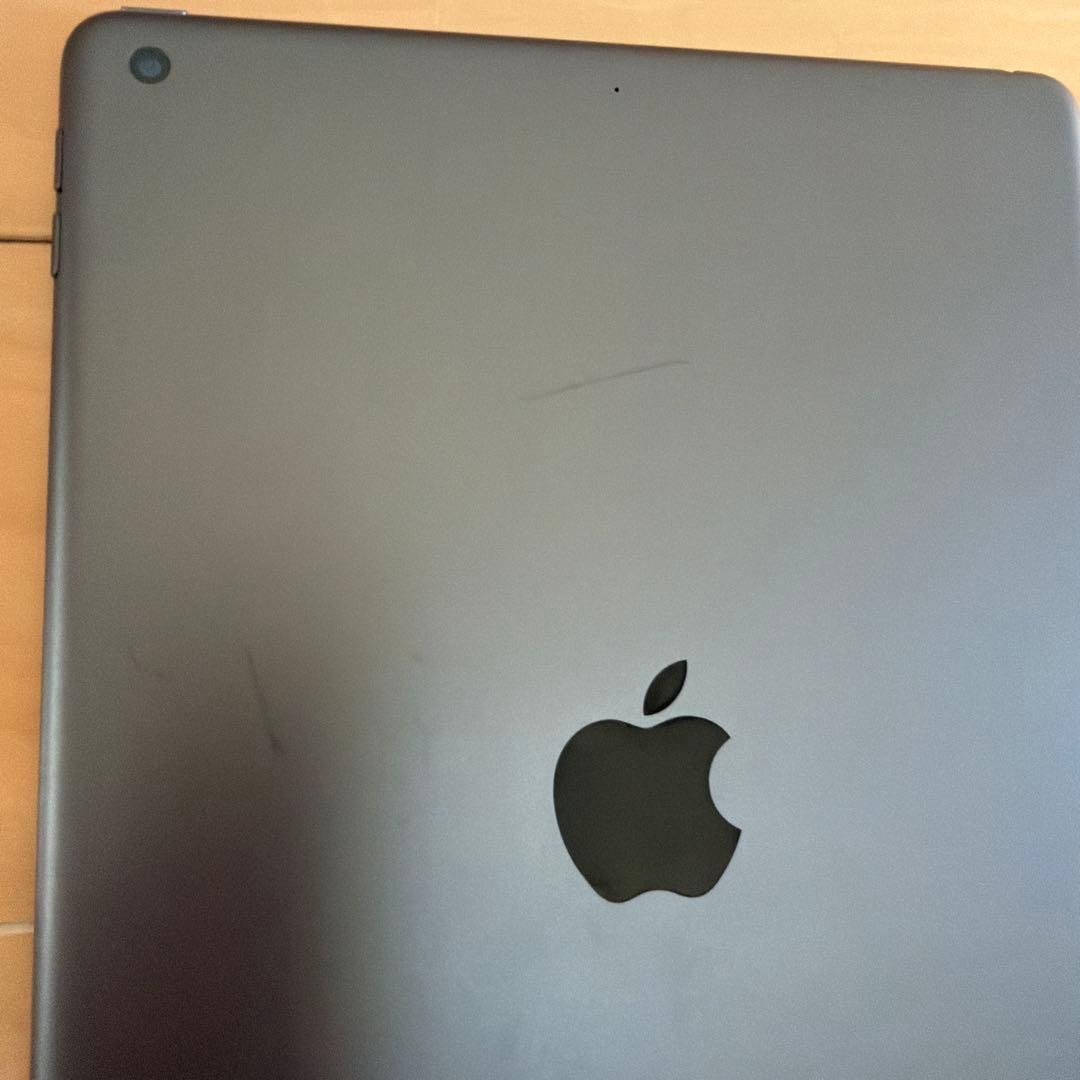 アップル Apple iPad 第7世代 Wi-Fi 32GB MW742J/A