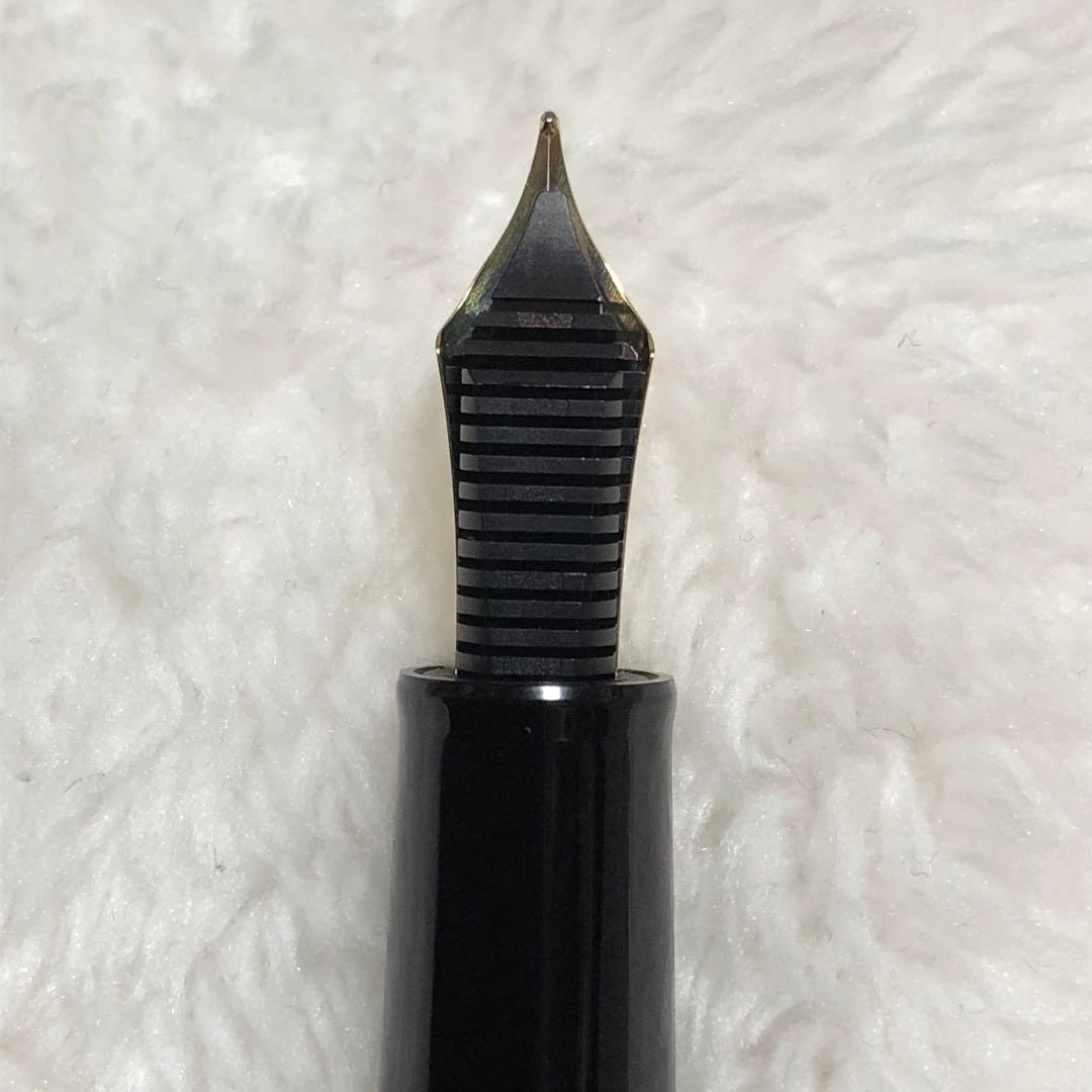 ☆廃番 新品未使用 セーラー プロフィット 万年筆 蒔絵 富士 ニブ M☆