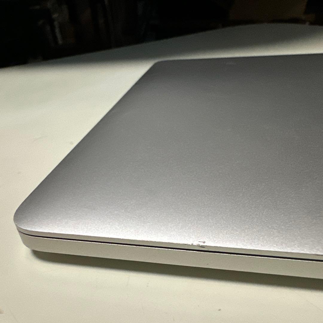 MacBook Pro 2020 i5 シルバー