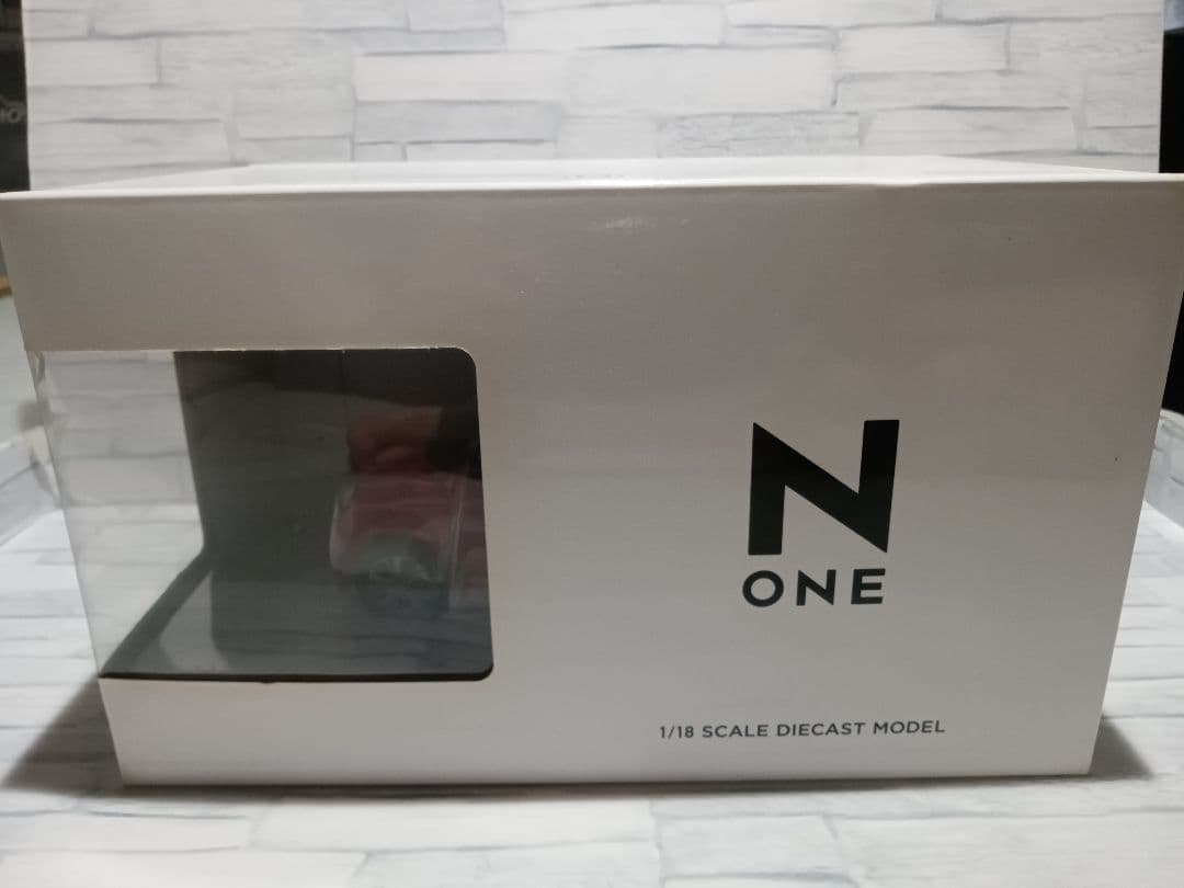1/18 N-ONE　プレミアムツアラーLパッケージ　ミニカー　レッド/ブラック