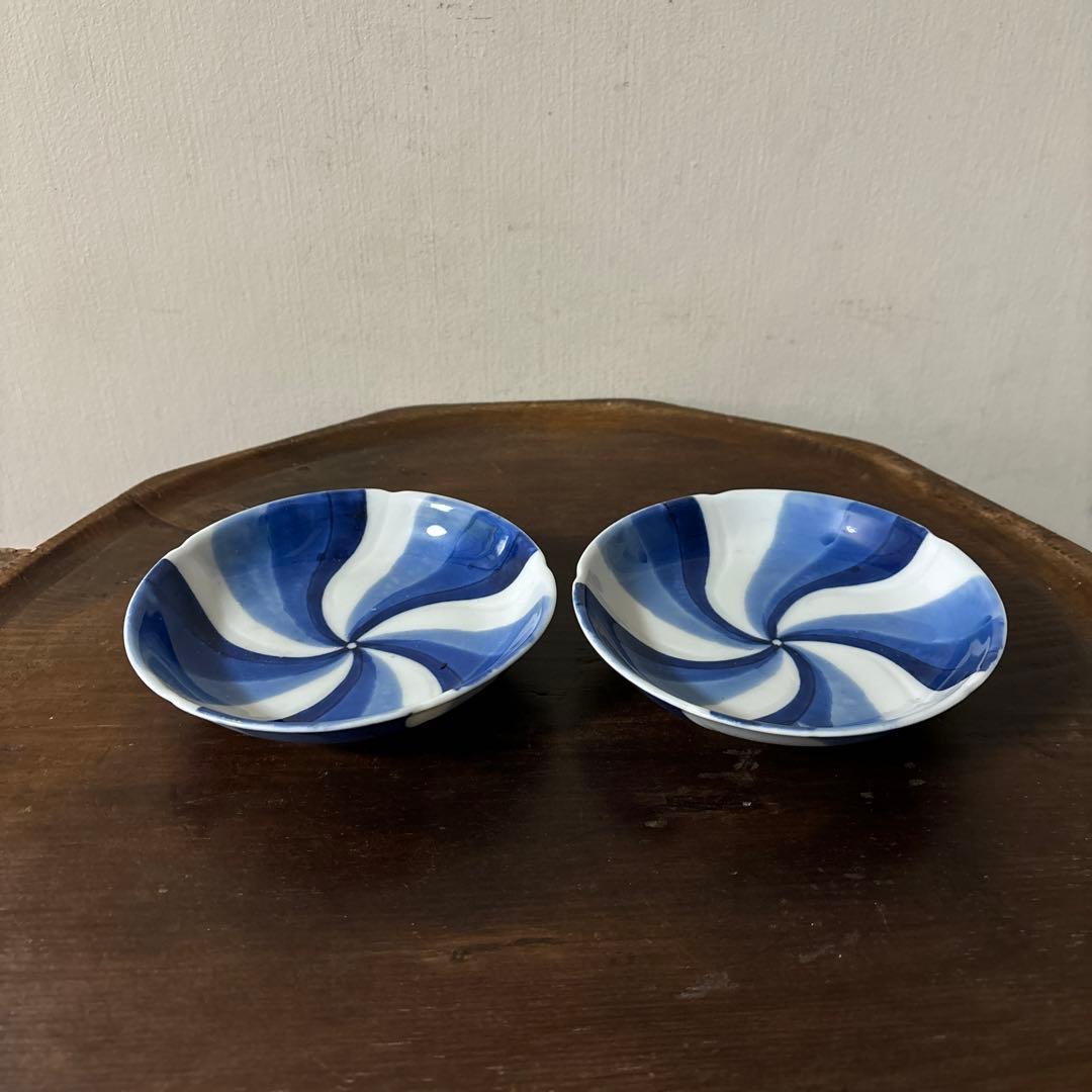 古伊万里染付捻り文皿　2点　江戸明治　アンティーク　酒器　白洲正子　白磁　検李朝