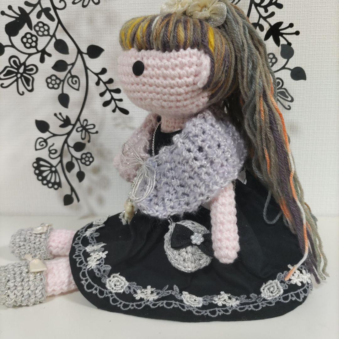 編みぐるみの女の子達（アリス、赤ずきんちゃん、ハロウィン、ポニーテール、深緑の服