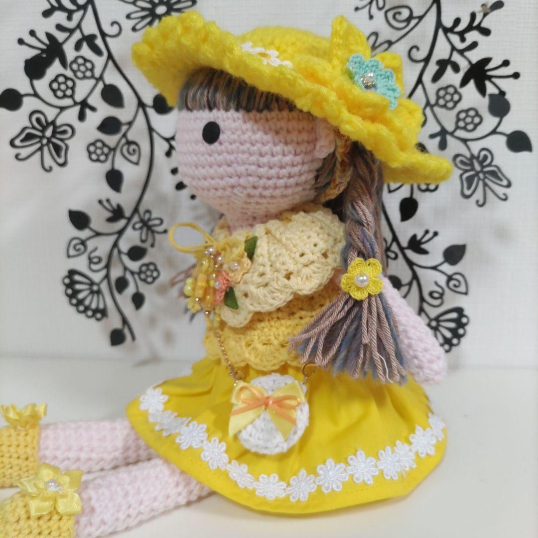 編みぐるみの女の子達（アリス、赤ずきんちゃん、ハロウィン、ポニーテール、深緑の服