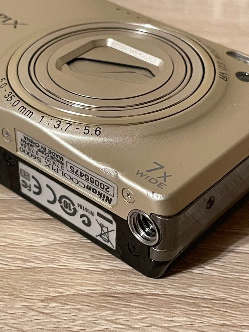 Nikon coolpix s6000 コンパクトデジタルカメラ　コンデジ