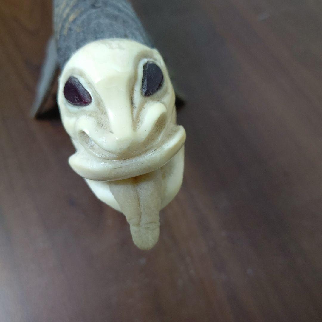 珍品　鯨骨　鯨の骨や髭などで作られた彫刻　　インテリア　オブジェクト　クジラ