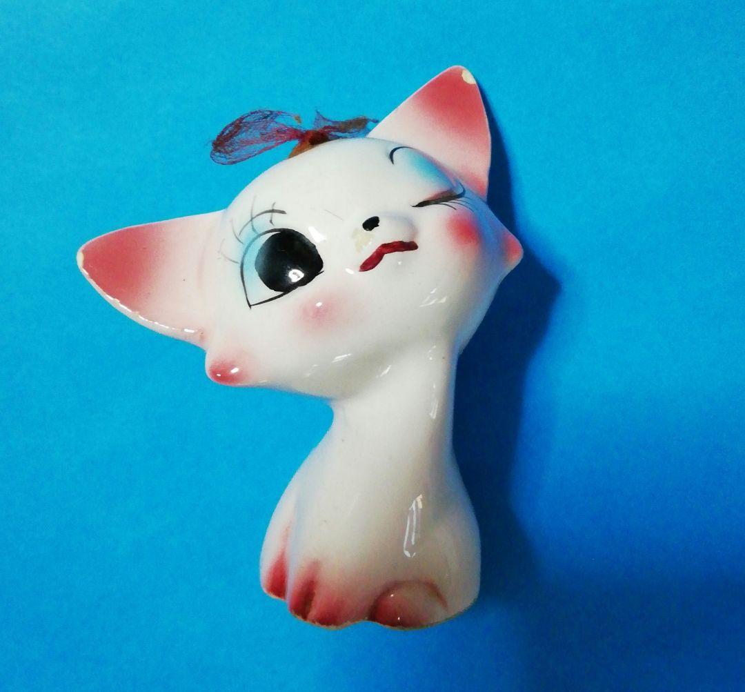 昭和レトロ　陶器の猫　ウインクするネコの人形　ルネ