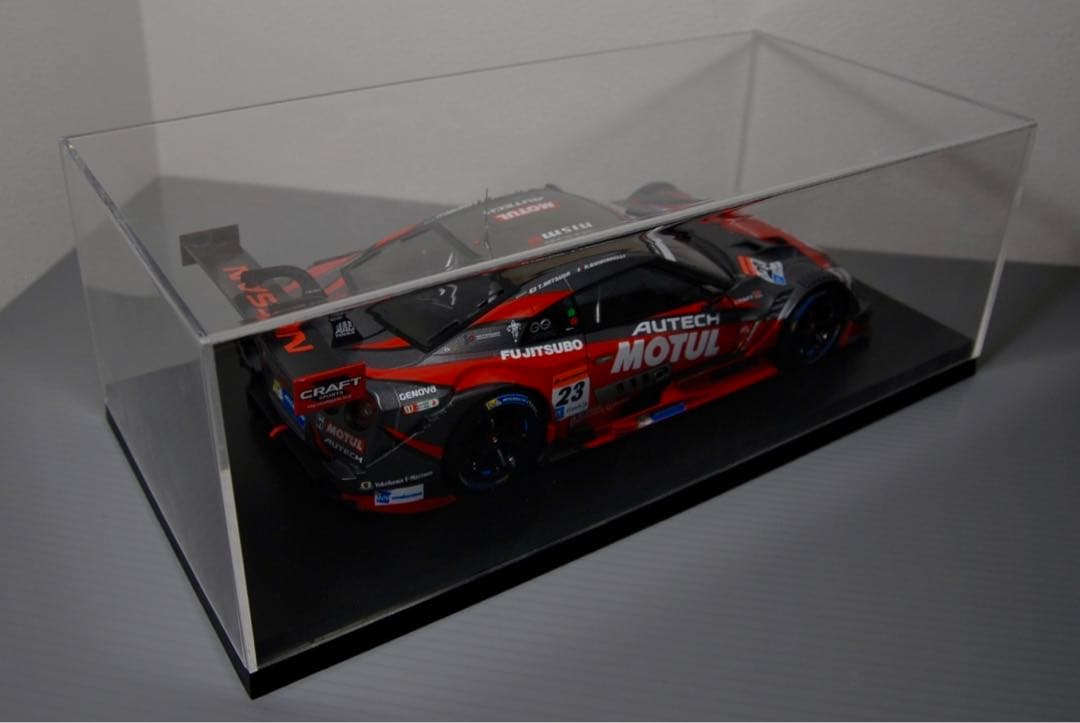 エブロ スーパーGT モチュール オーテック GTR 1/18 ミニカー 赤