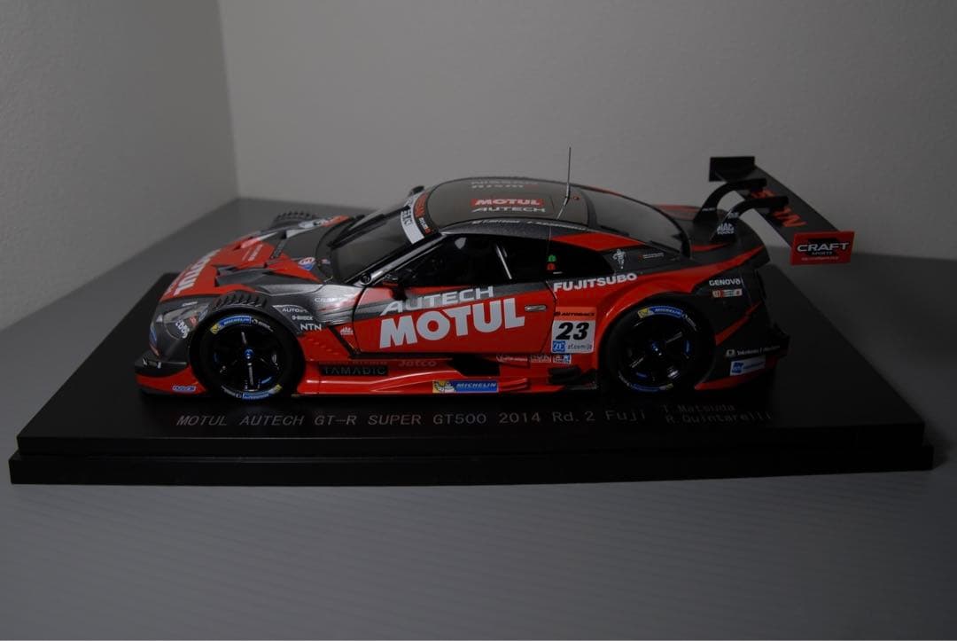 エブロ スーパーGT モチュール オーテック GTR 1/18 ミニカー 赤