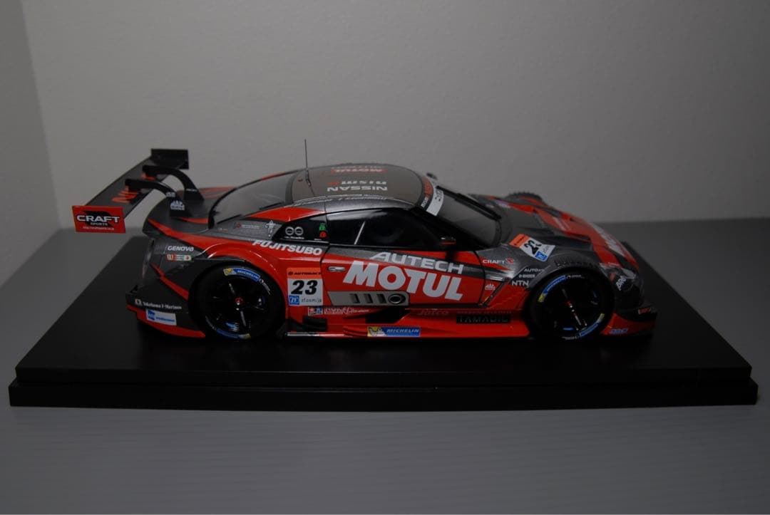 エブロ スーパーGT モチュール オーテック GTR 1/18 ミニカー 赤