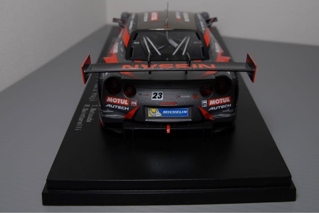 エブロ スーパーGT モチュール オーテック GTR 1/18 ミニカー 赤