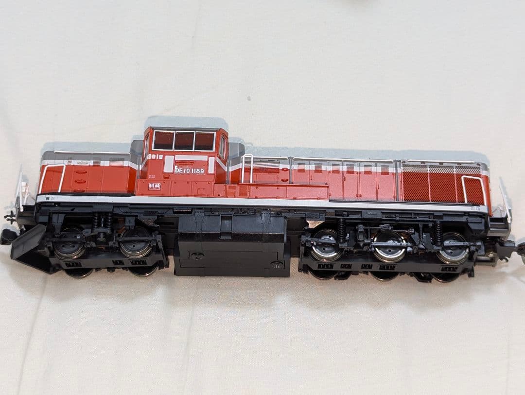 KATO　DE10　HO　【1-703】　パーツ、インレタ取付済み残りあり　②