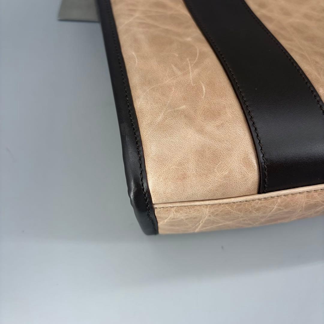 美品✨HUNTING WORLD バチューレザー ハンドバッグ