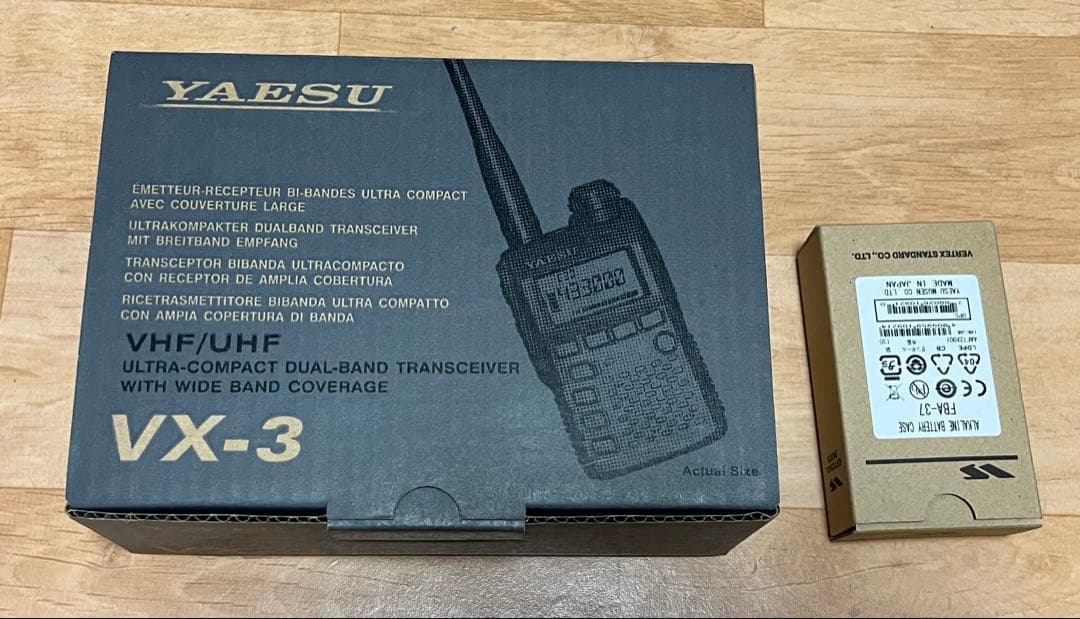 YAESU VX-3 トランシーバー