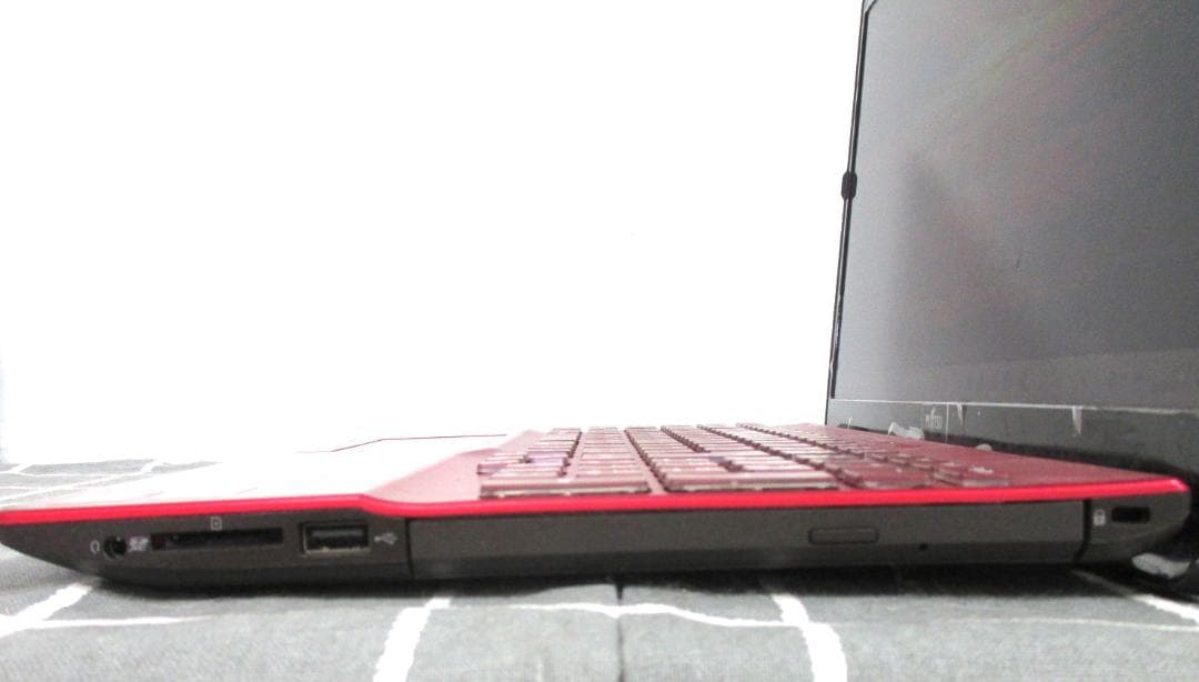 富士通ノートPC Ryzen3、Windows11、純正Office、おまけ付き