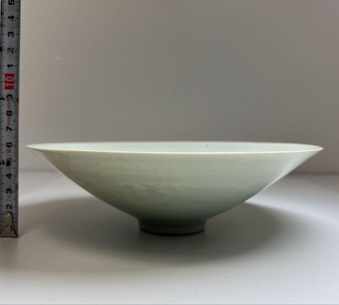 中国清朝時代　陽刻鳳凰文影青鉢　木箱　20.2㎝　東Y7-0702⭐︎2Fトコエサ