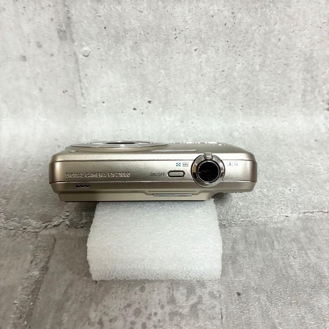 CASIO EXILIM EX-Z 1050 コンパクトデジタルカメラ