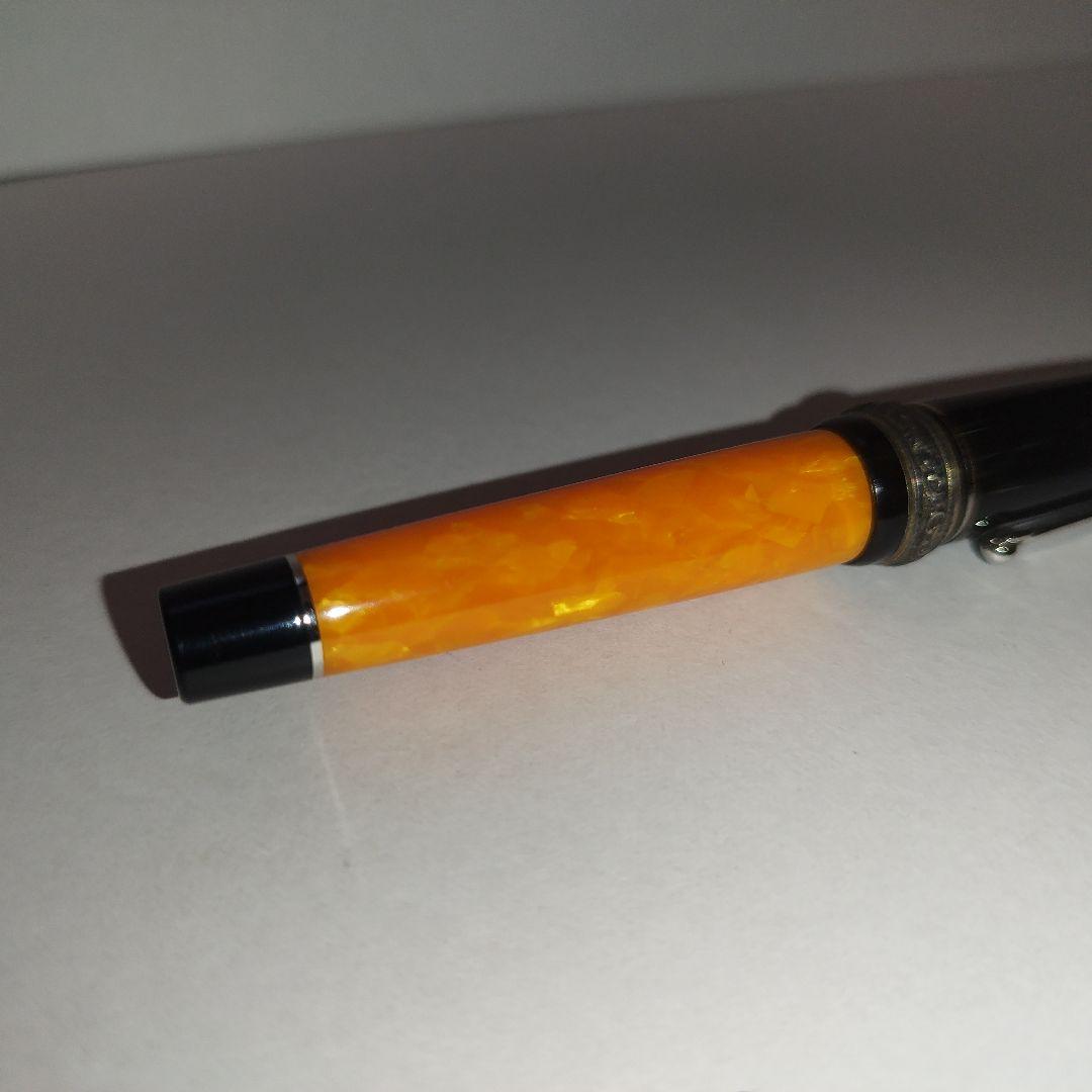 【美品】DELTA Dolce Vita 万年筆 ペン先18k ニブF