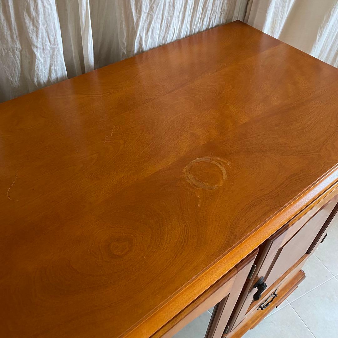 横浜ダニエル　サイドボード　キャビネット　クラシック　アンティーク　ヨーロピアン