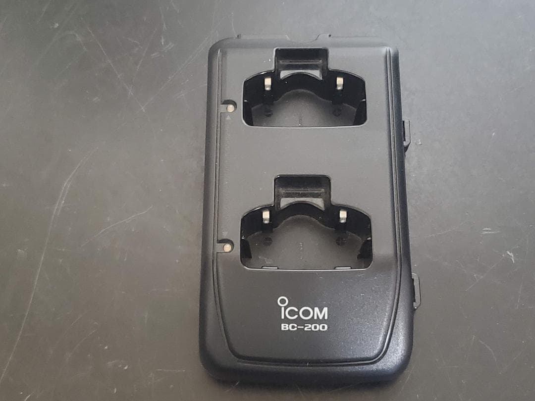 ICOM トランシーバー IC-4300 2台 充電器 BC-200 無線機 3