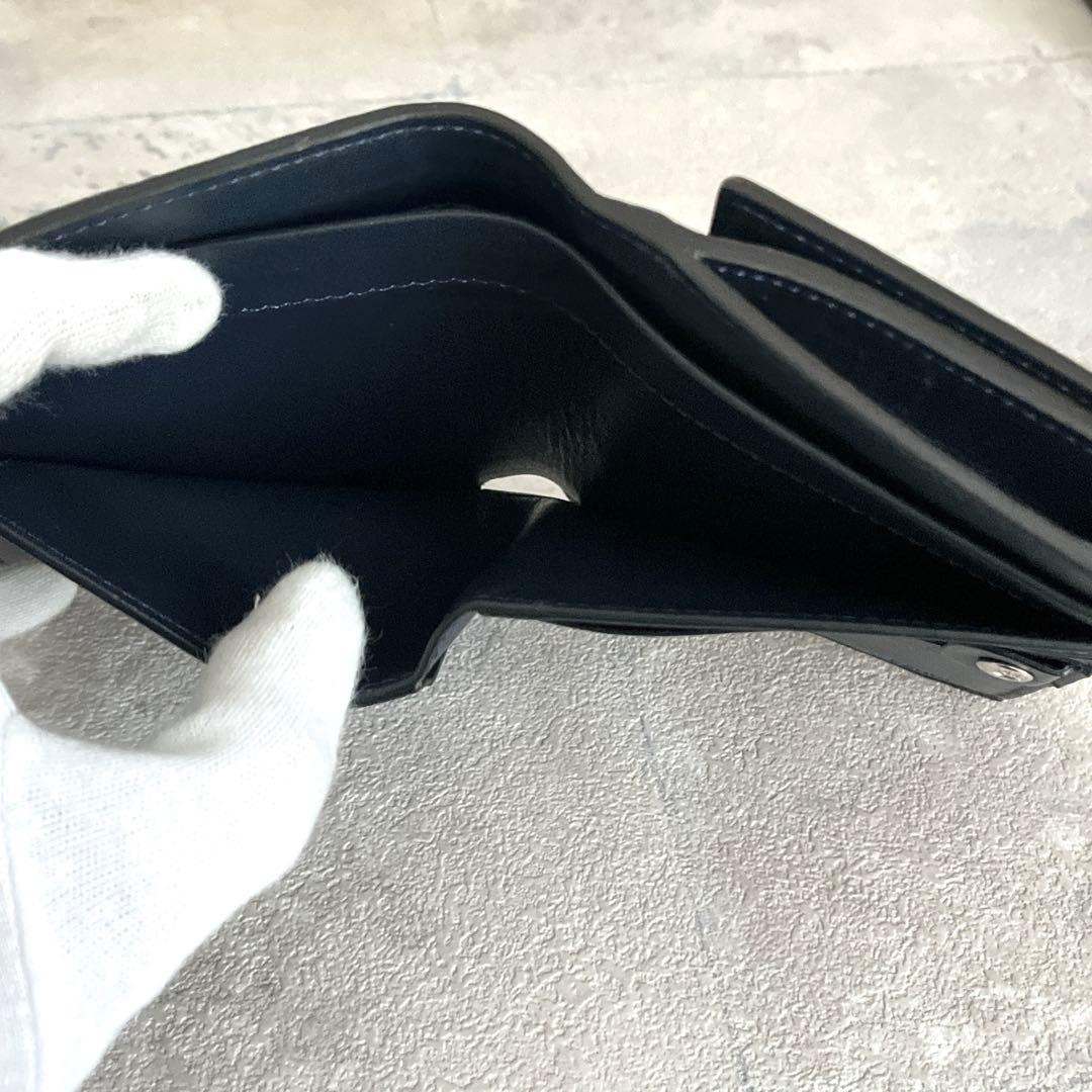 未使用級✨ FENDI ピーカブー 二つ折り財布 セレリア ブルーグレー レザー