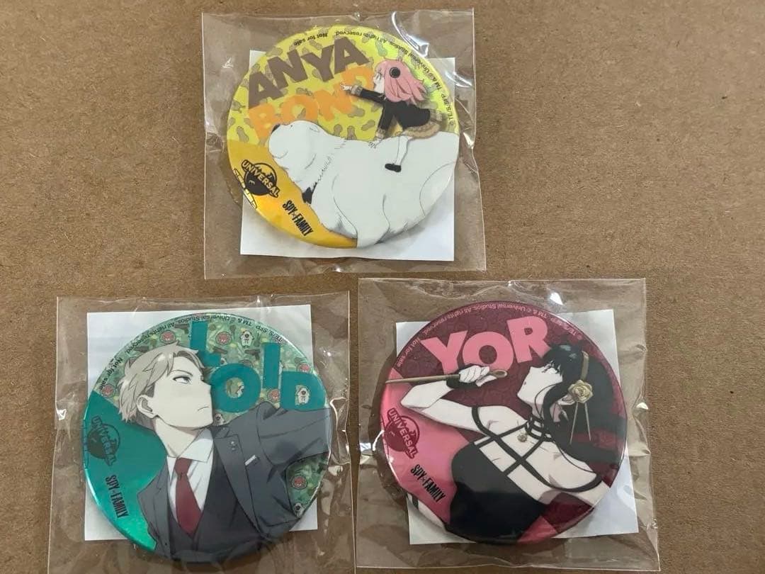 スパイファミリー　USJ すぺしゃる1デイ・パス限定特典 缶バッジ３種