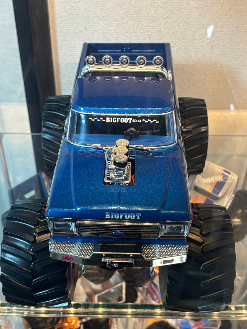 ビッグフット グリーンライト キングオブクランチ 1/18 ミニカー