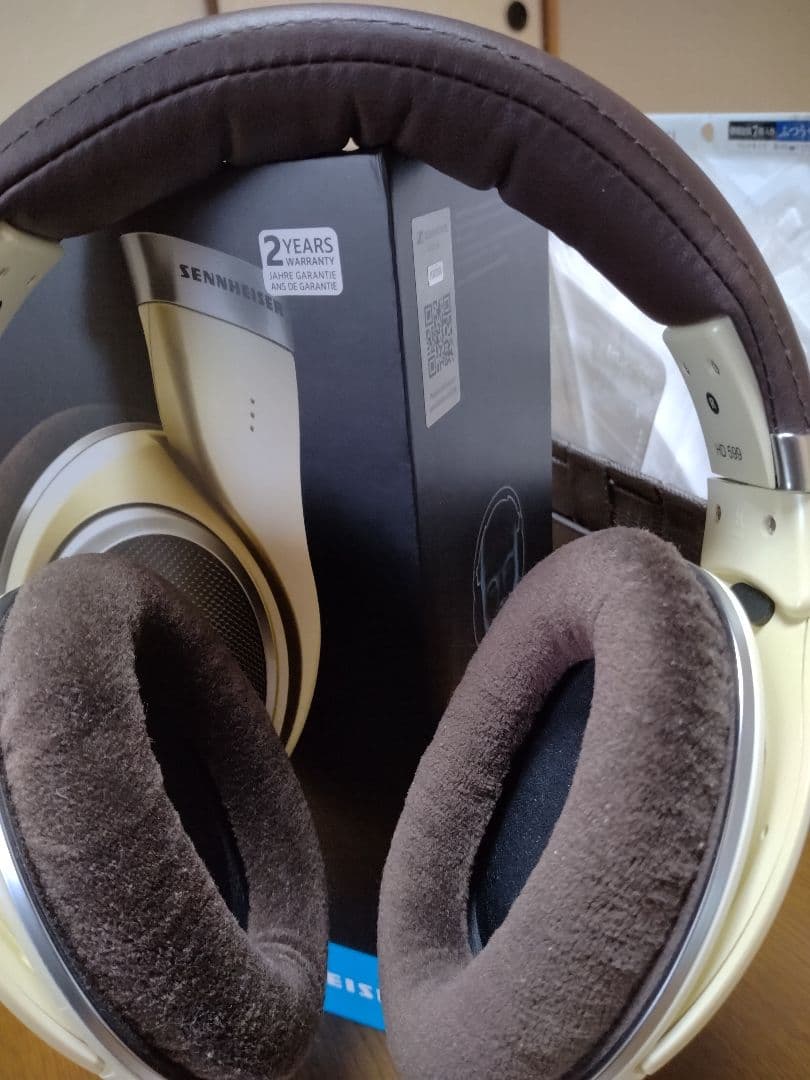 ゼンハイザーHD599