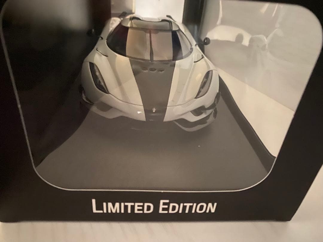 1/18 GTスピリット　ケーニグセグレゲーラ