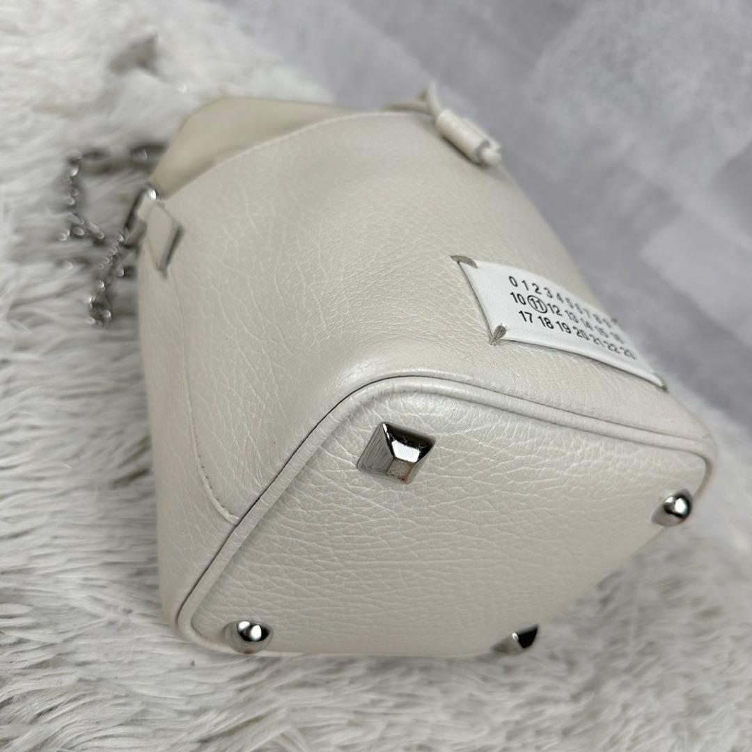 美品 メゾンマルジェラ レザー 2WAY ショルダーバッグ チェーン 5ac 白