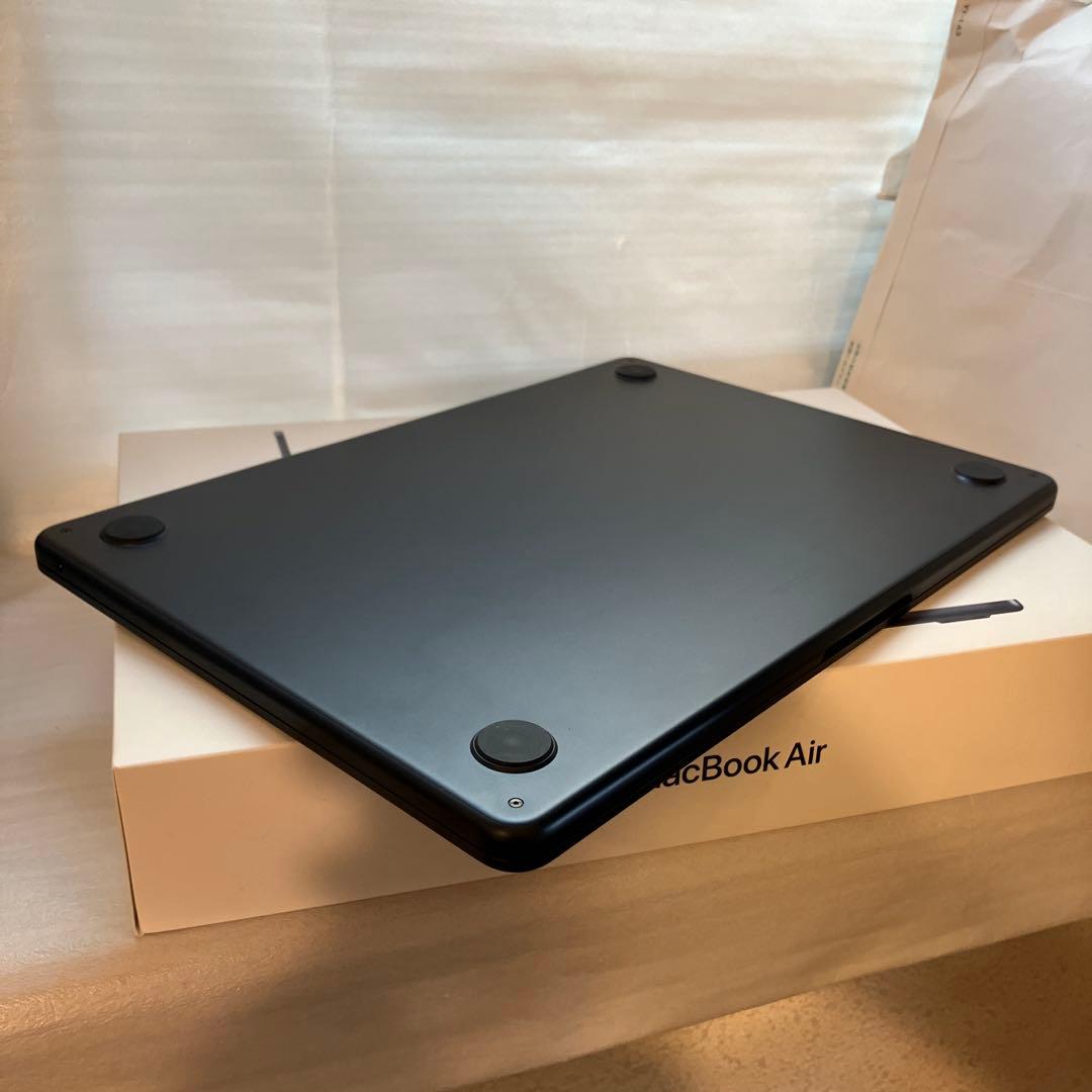 MacBook Air M2スペースグレー