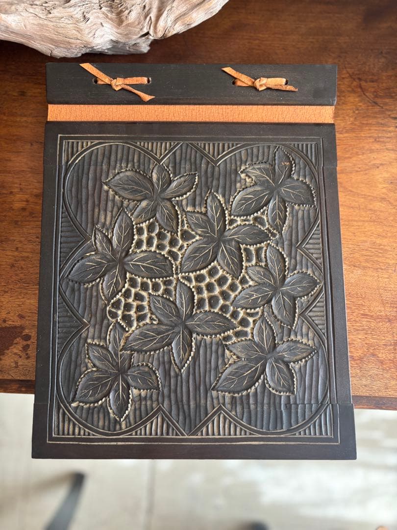 葡萄と葉のレリーフ装飾 ぶどう木製アートアルバムノートアンティークヴィンテージ