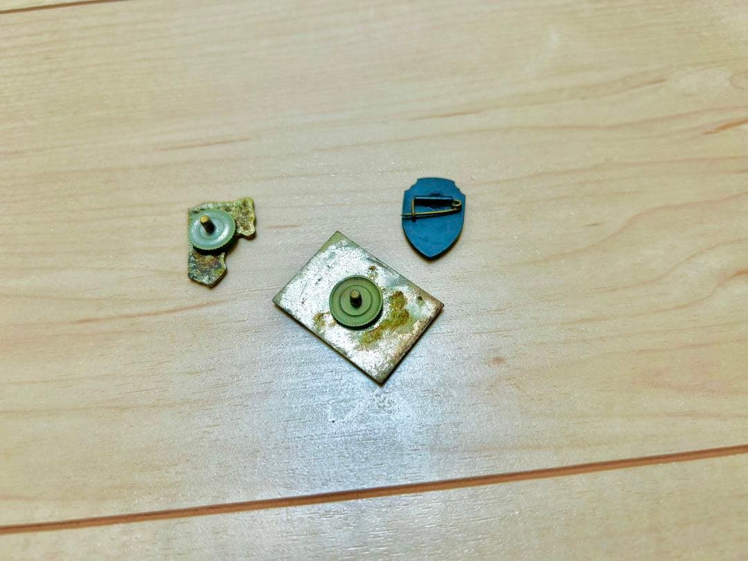 【中古】金属製観光バッジ セット