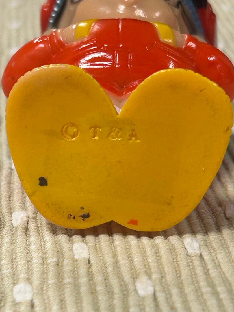 昭和レトロ　当時物　レア　Dr.スランプアラレちゃん 東海銀行 ソフビ 貯金箱