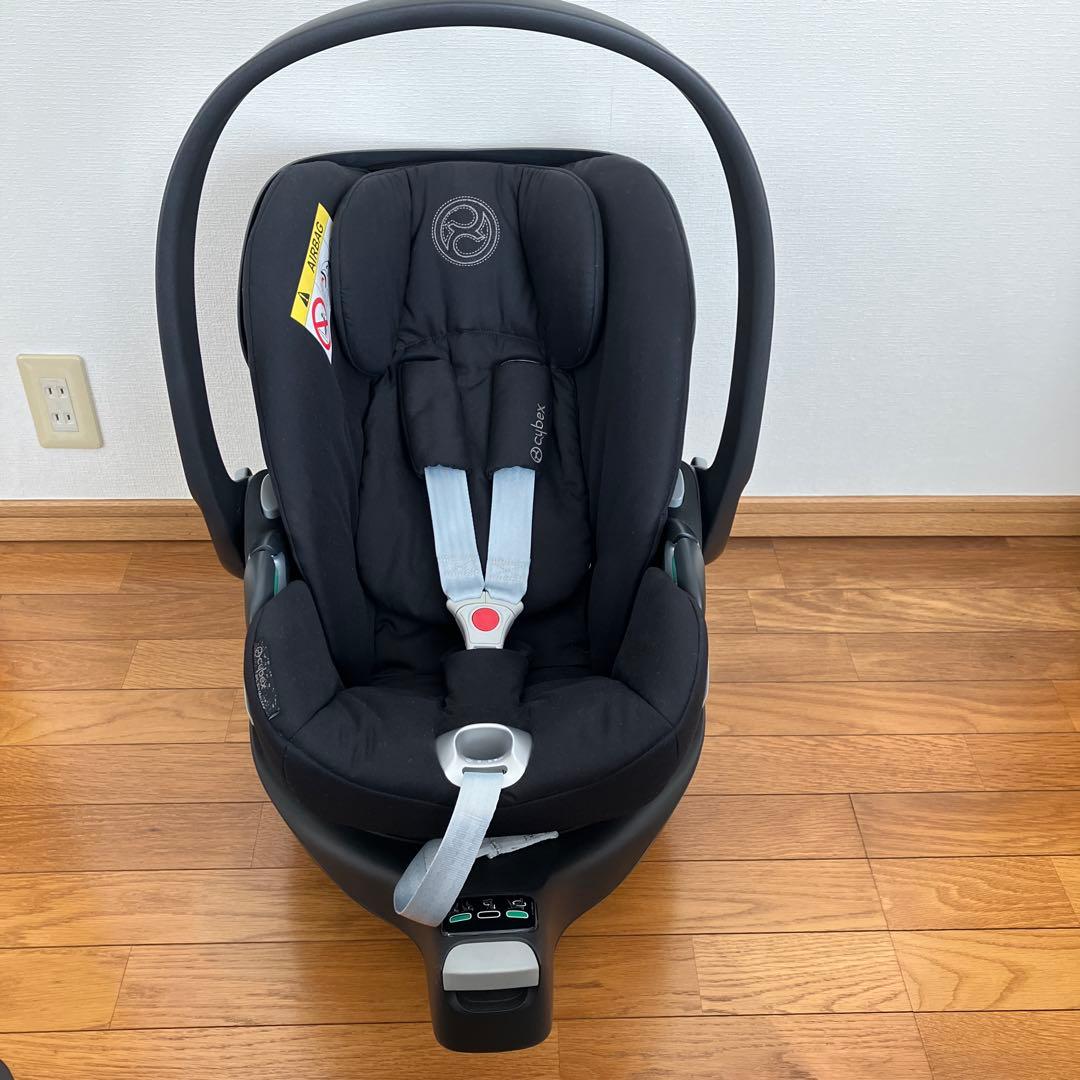 チャイルドシート(cybex Z2 i-SizeとベースZ2 Eマーク付)