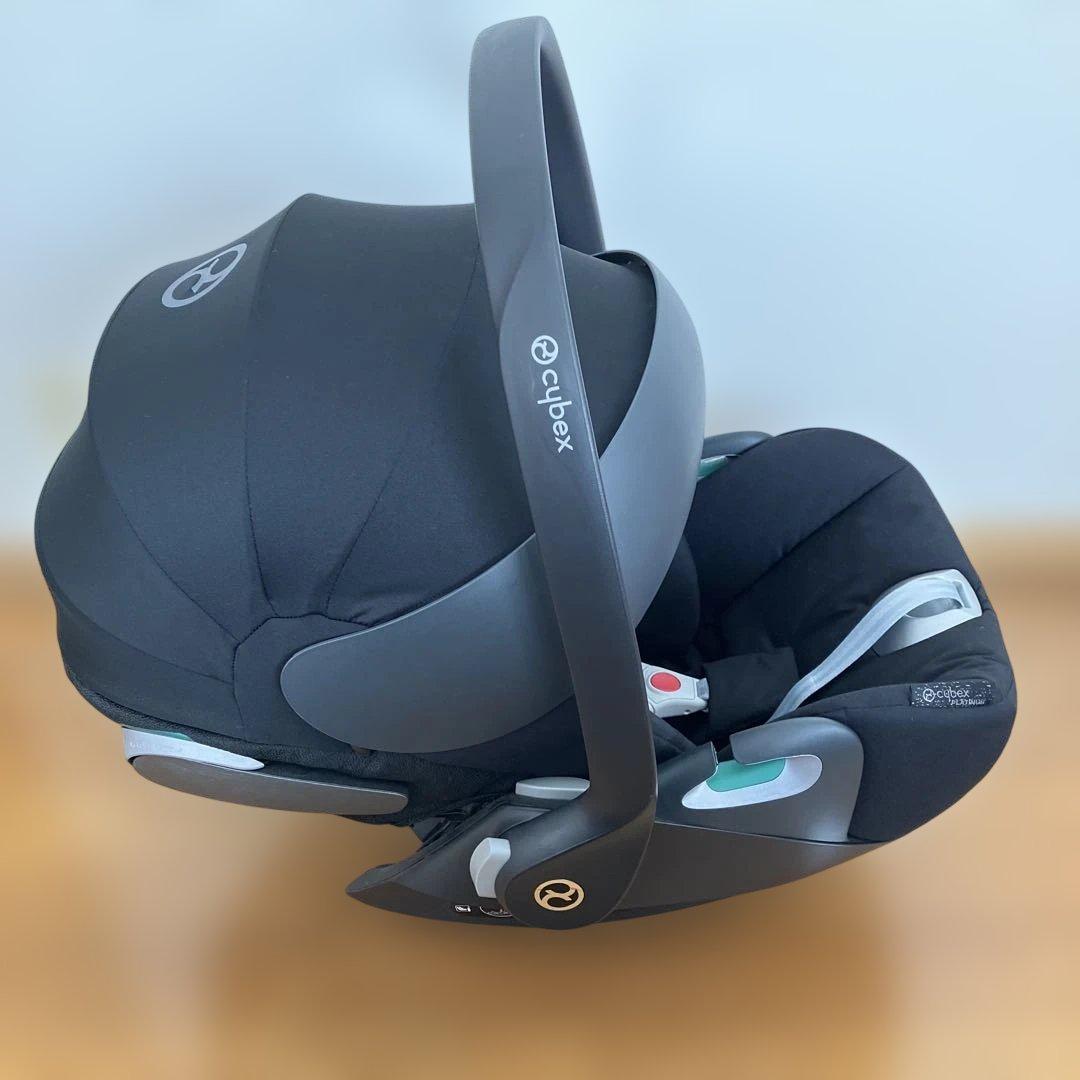 チャイルドシート(cybex Z2 i-SizeとベースZ2 Eマーク付)