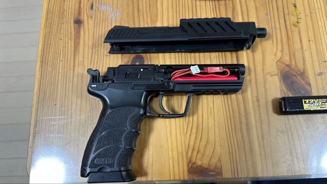 東京マルイ　電動ハンドガンHK45 リポバッテリー付き