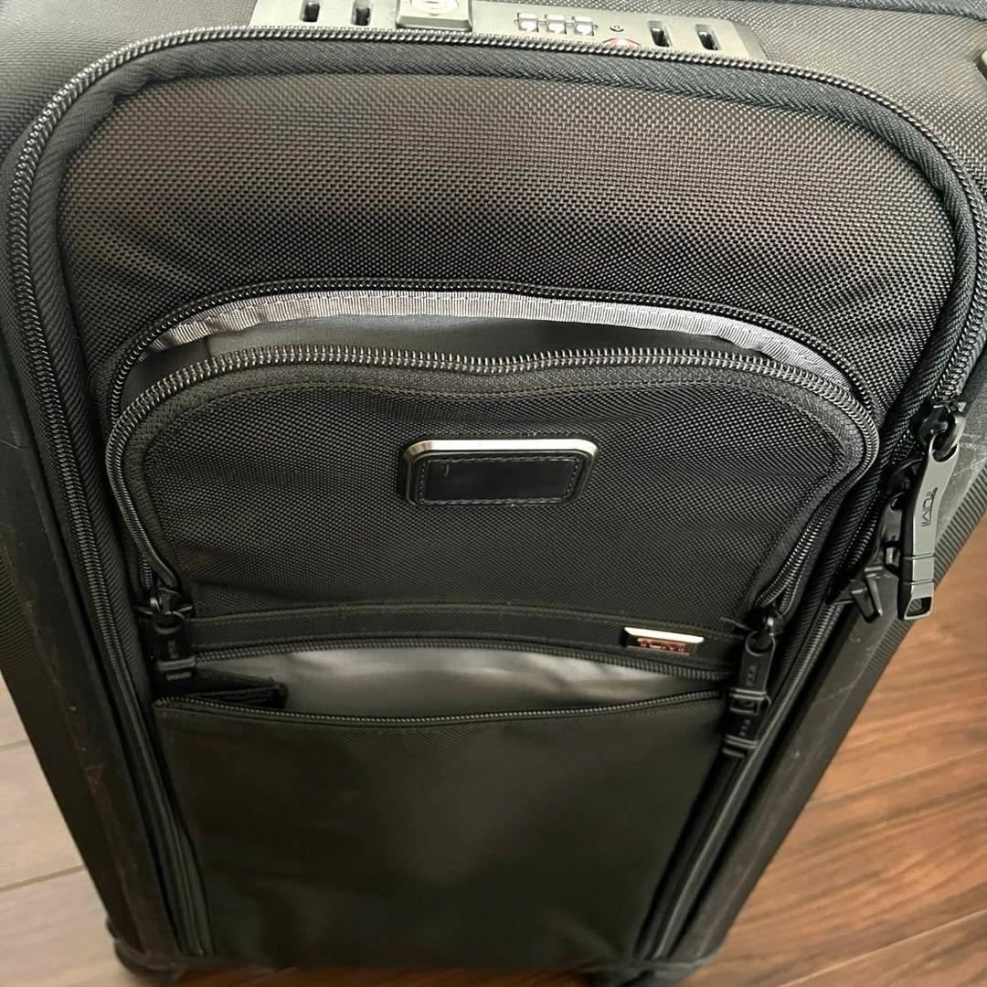TUMI トゥミ ALPHA EXPANDABLE 4ホイール CARRY ON
