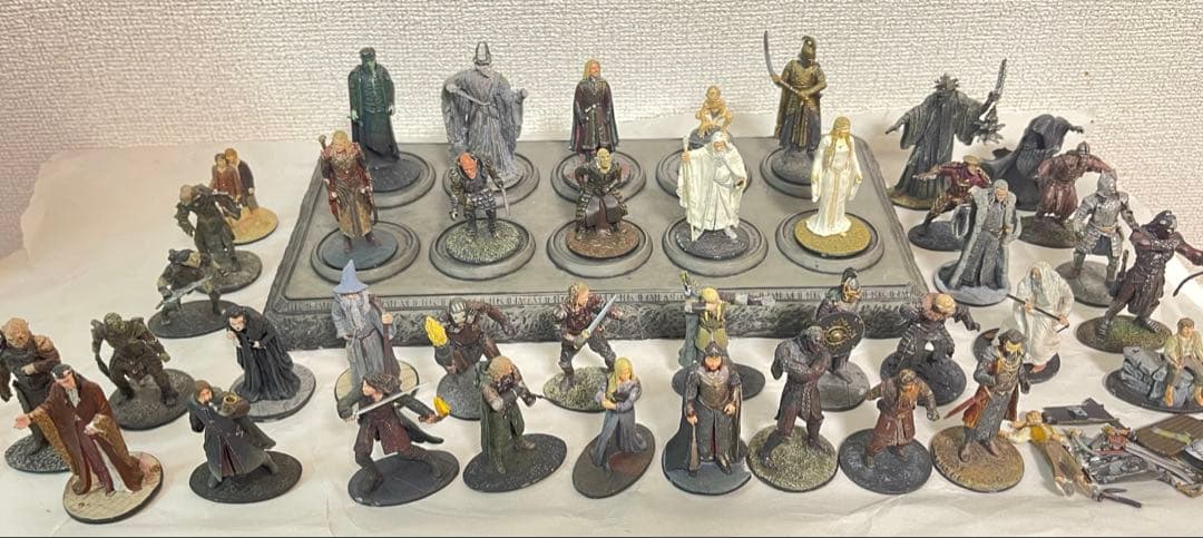 ロードオブザリング　メタル　ミニフィギュア 【重さ5kg】