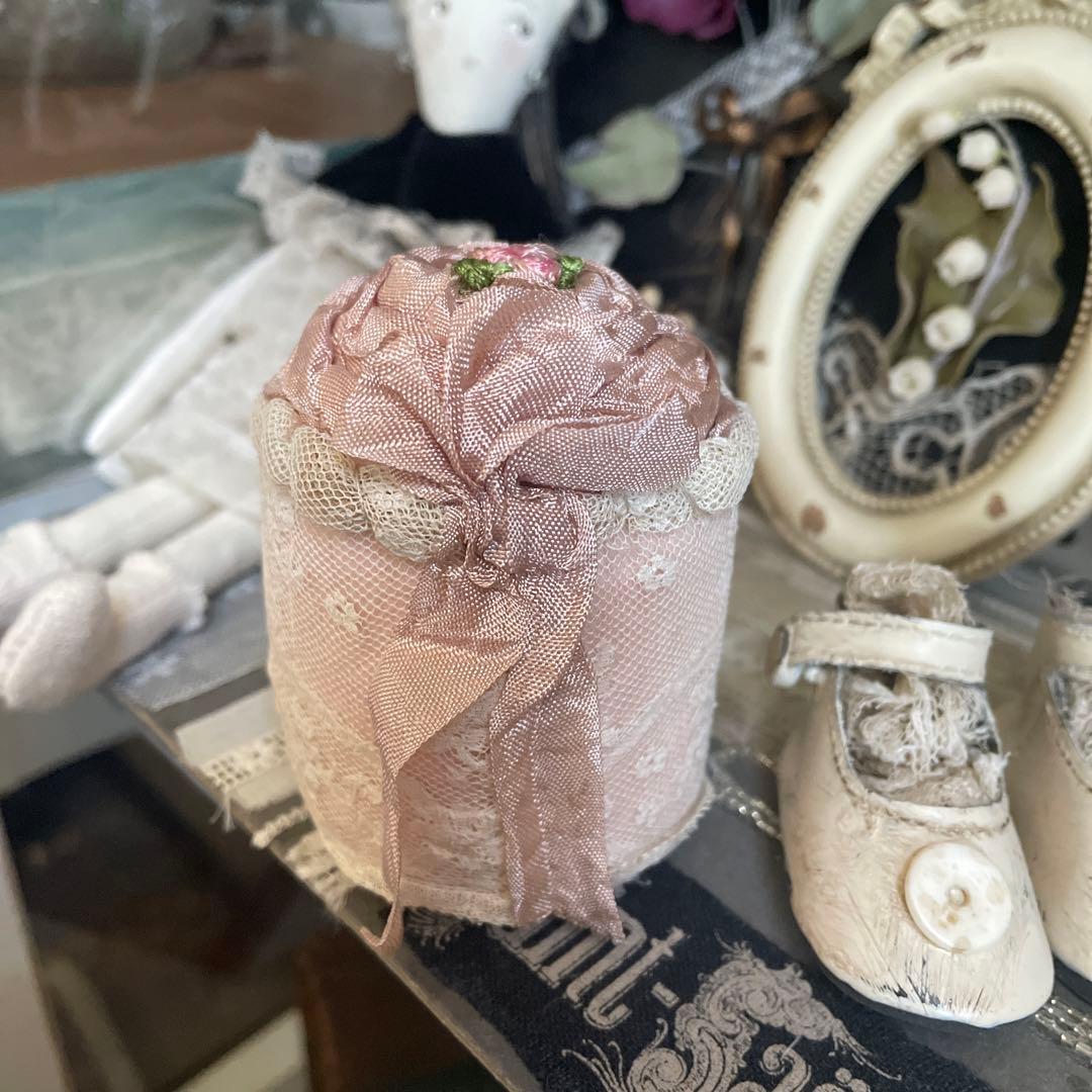 アンティーク 素材使用  ピンクッション（針山）