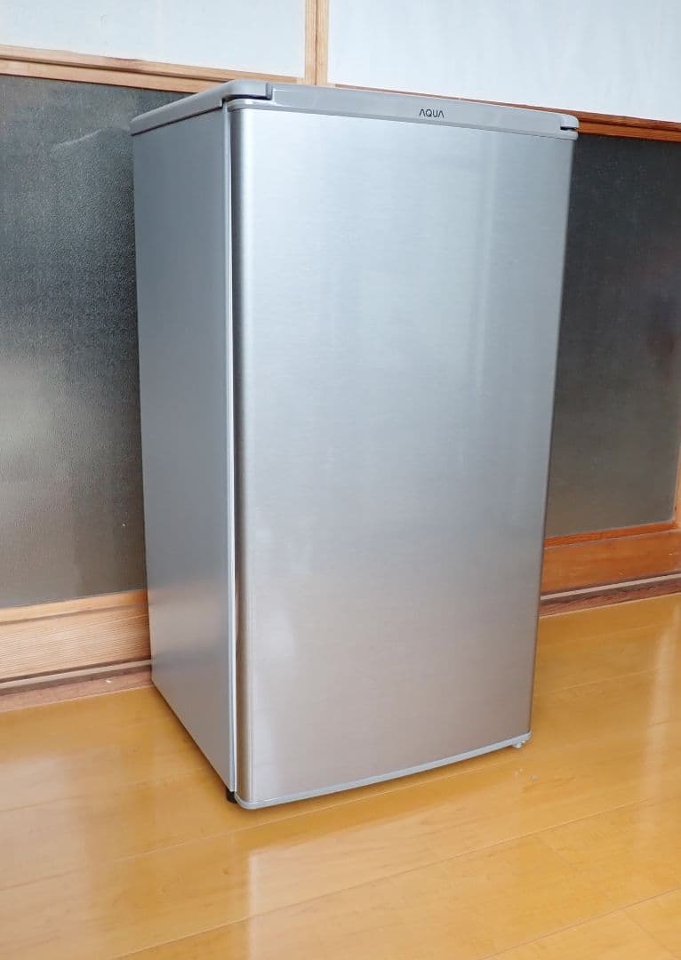 【新潟県内限定無料配送】AQUA冷蔵庫 AQR-8K2