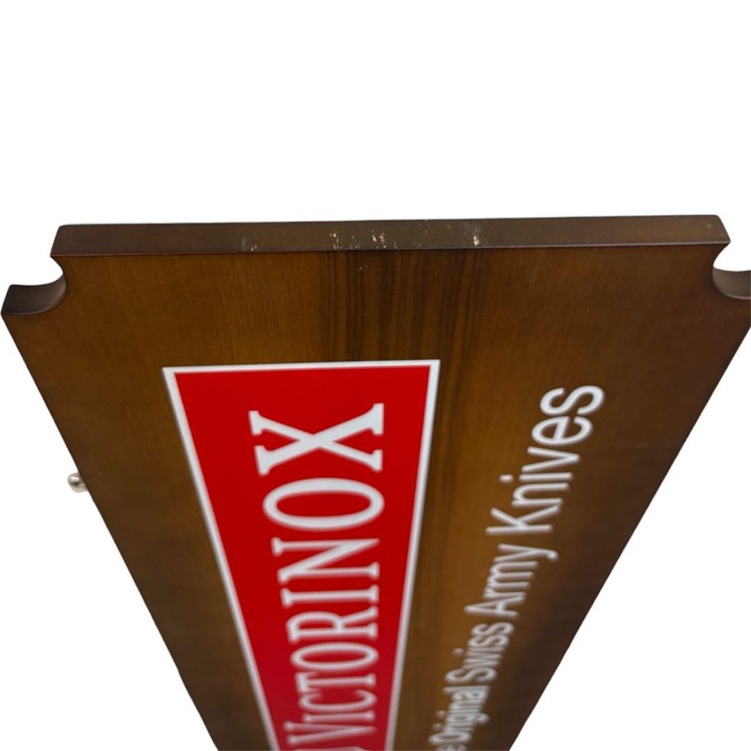 看板 木製Victorinox スイスアーミーナイフ 木製サイン 吊り下げ