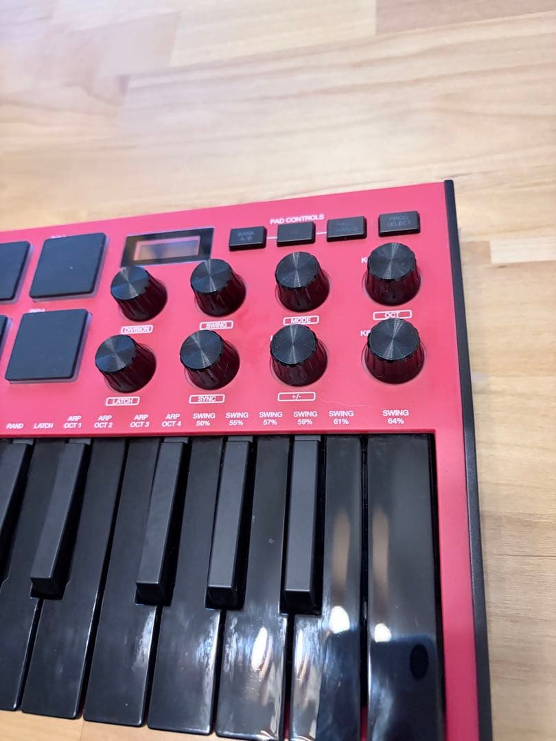 AKAI MPK mini レッド 25鍵 MIDIキーボード