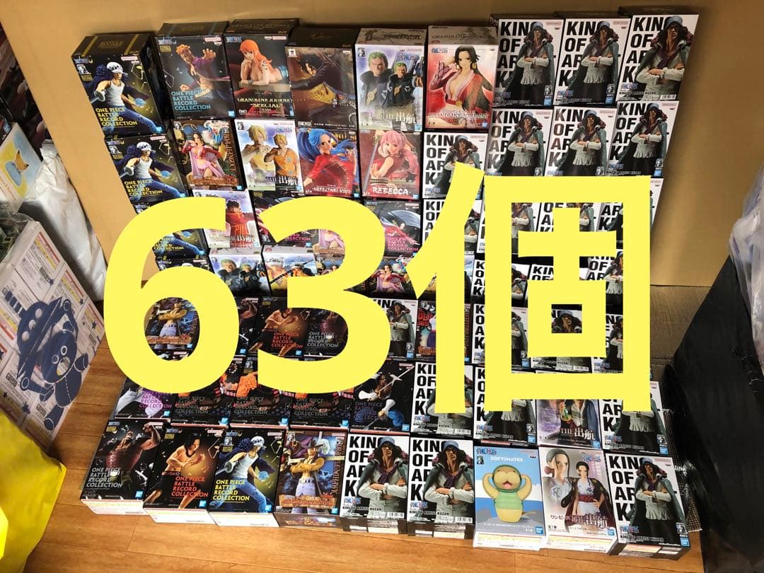 ワンピース　フィギュア　ゾロ　エース　ハンコック　グザン　大量　63個
