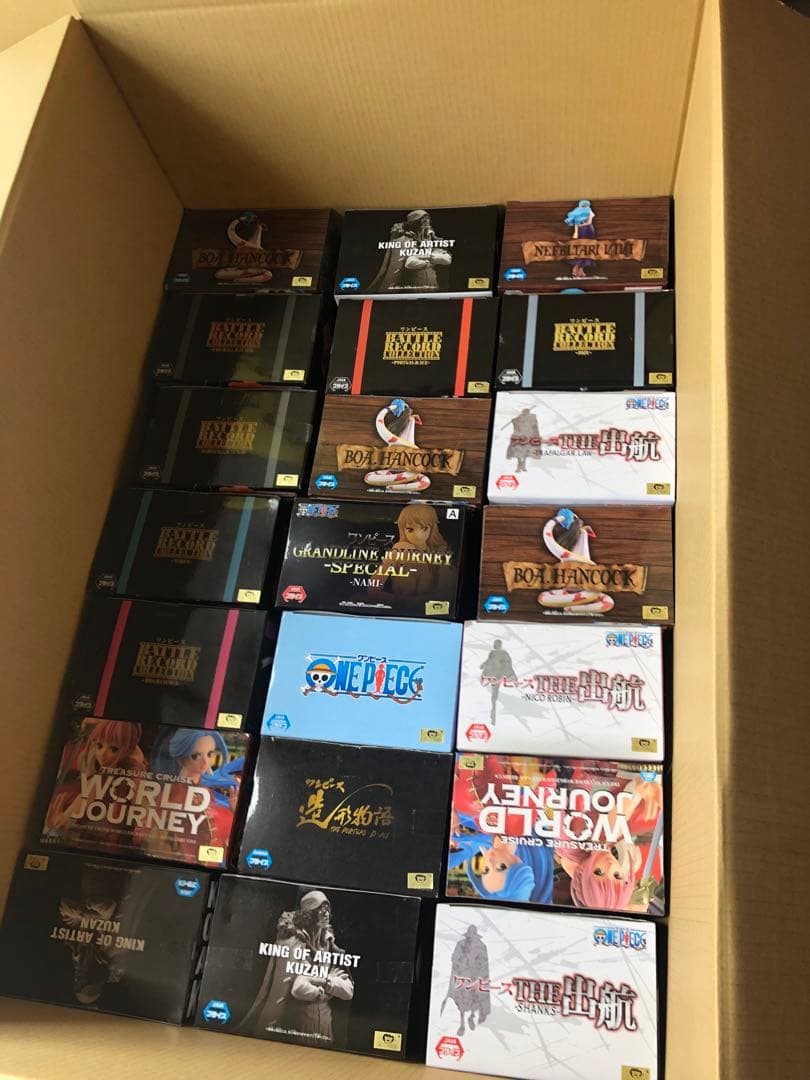 ワンピース　フィギュア　ゾロ　エース　ハンコック　グザン　大量　63個