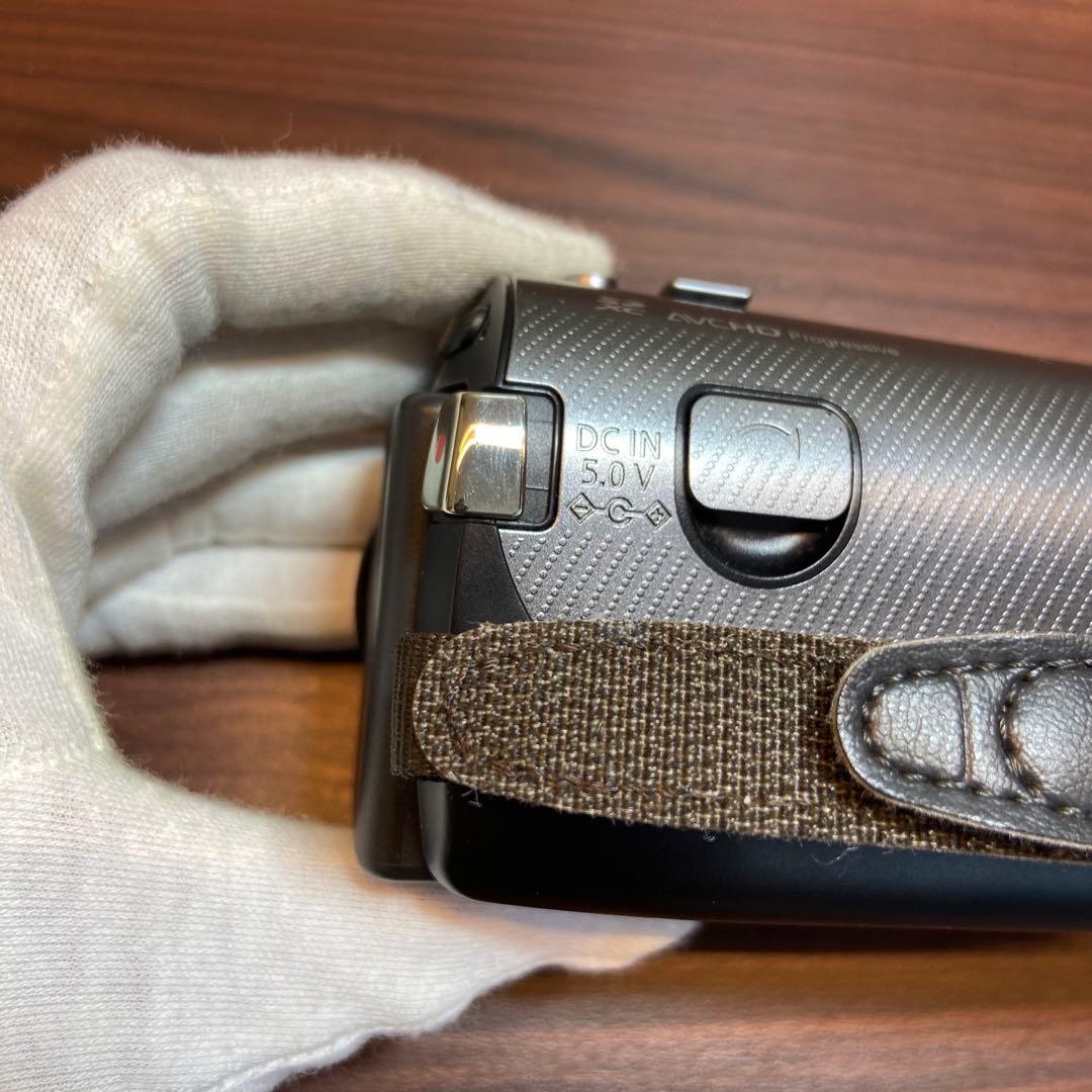 Panasonic HC-V210M ビデオカメラ ほぼ新品 3833