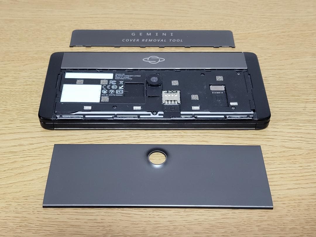 Planet Computers Gemini PDA 4G 英語キーボード