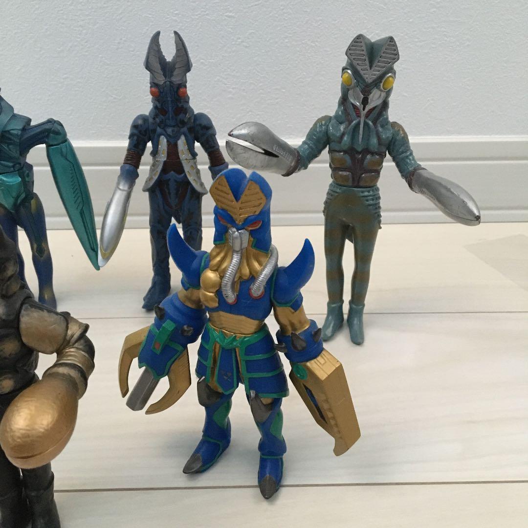 ソフビ　バルタン星人セット　6体