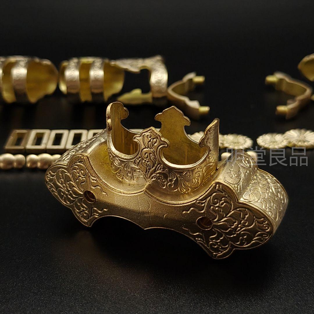 年末セール衛府の太刀金具　菊紋の図　切羽目釘鐺太刀拵鞘金具　金工品　銅製レア金具