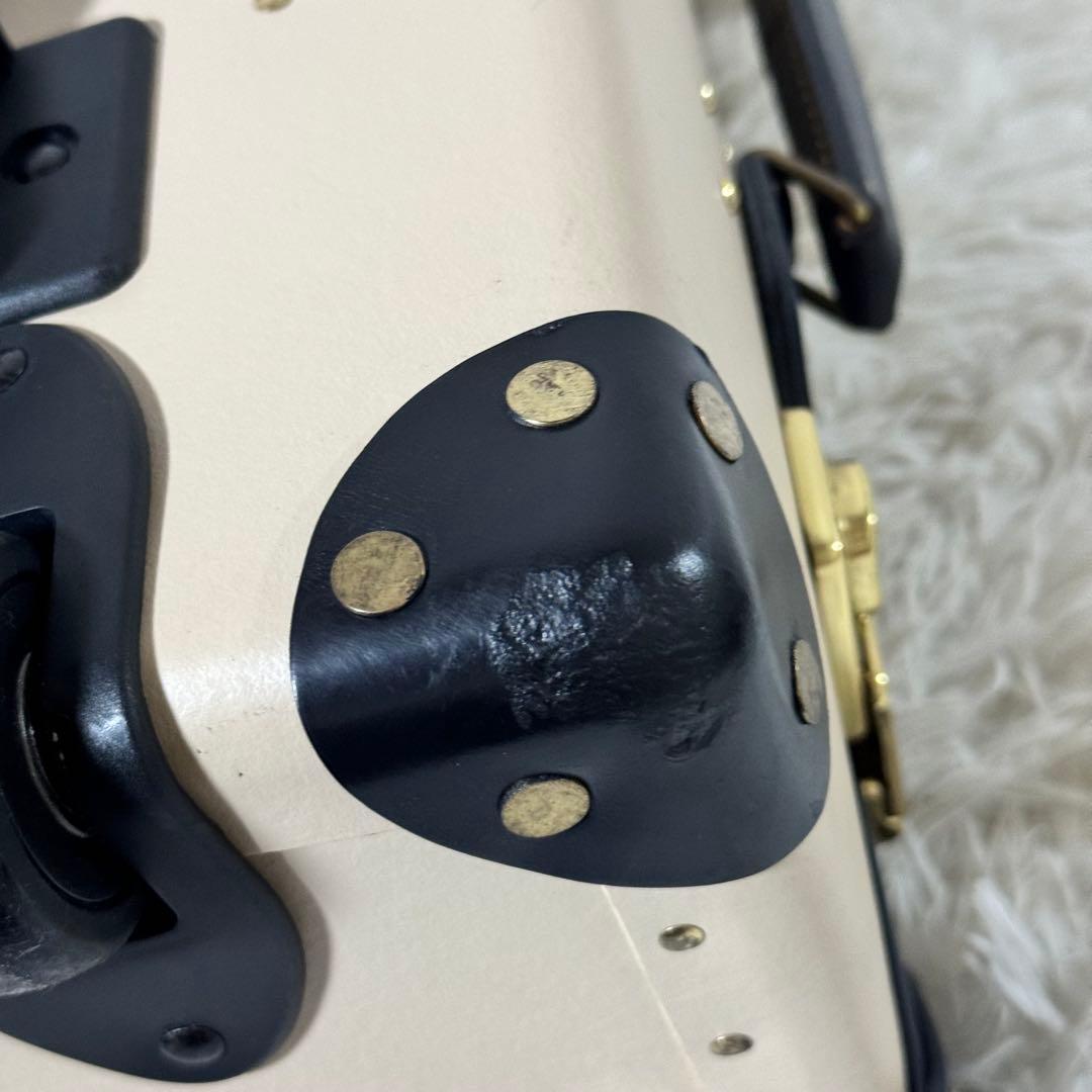 美品✨グローブトロッター×シップス　キャリーケース　スーツケース　トランクケース